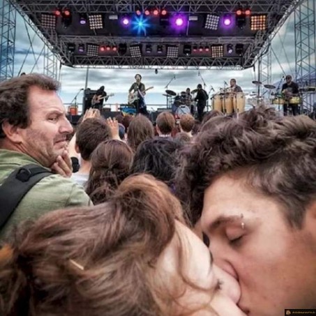 Baiser dégueulasse