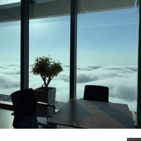 Bureau au dessus des nuages