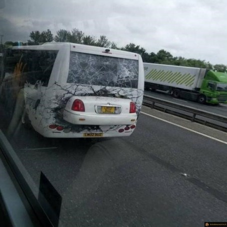 carrosserie bus faux accident