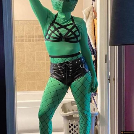 Chéri j'ai un nouveau costume pour ce soir