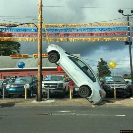 Comment il s'est garé là lui?