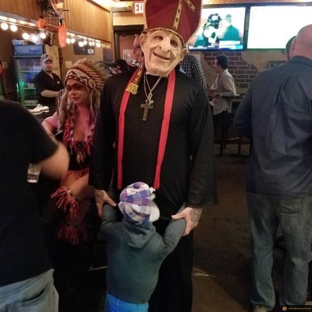Déguisement de pretre pour halloween