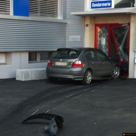 Direct à la gendarmerie