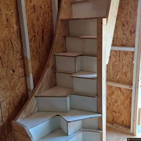 Escalier marches en vrac