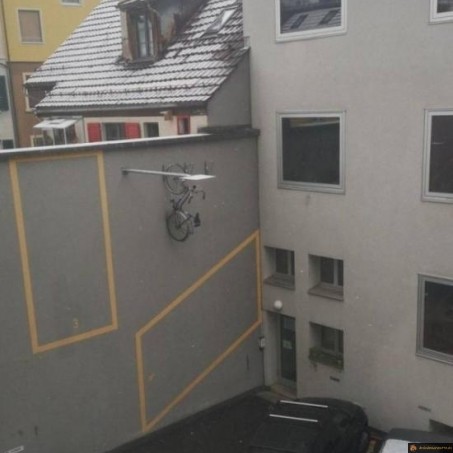 Etrange ces places de parc