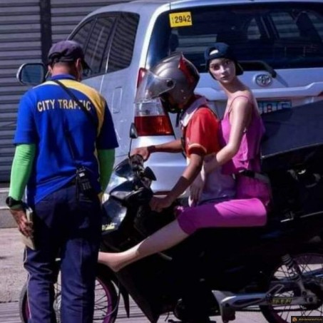 Faux passager à scooter