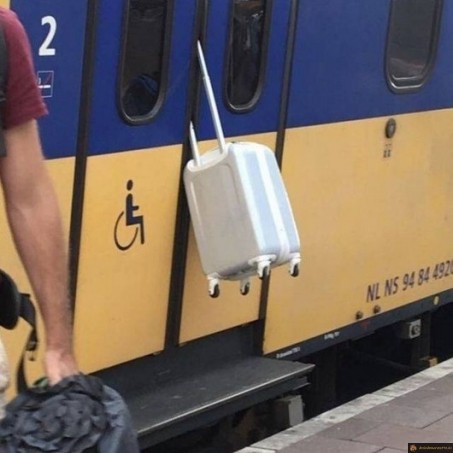 J'ai oublié ma valise
