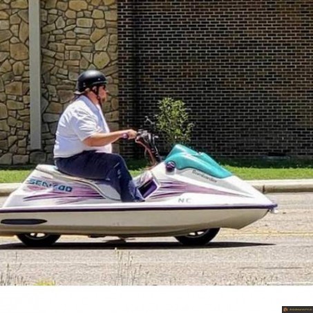 Jet ski roulant