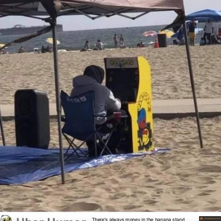 Jouer à la plage