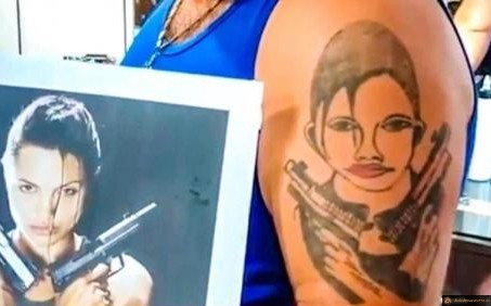 Magnifique tattoo de Tomb raider