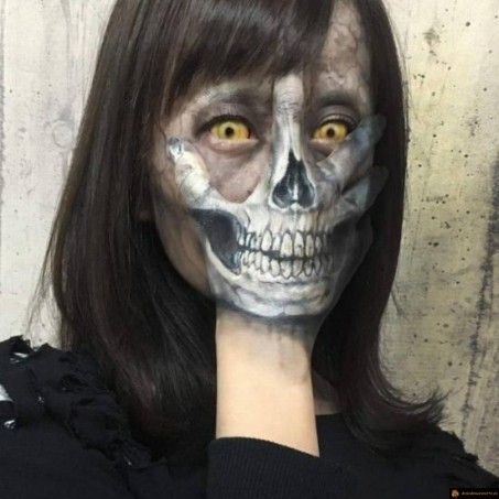 Maquillage flippant pour halloween
