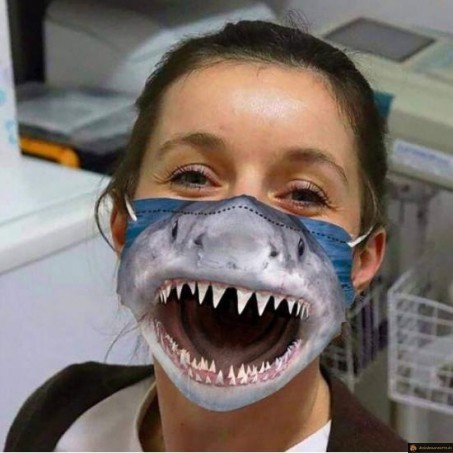 Masque requin