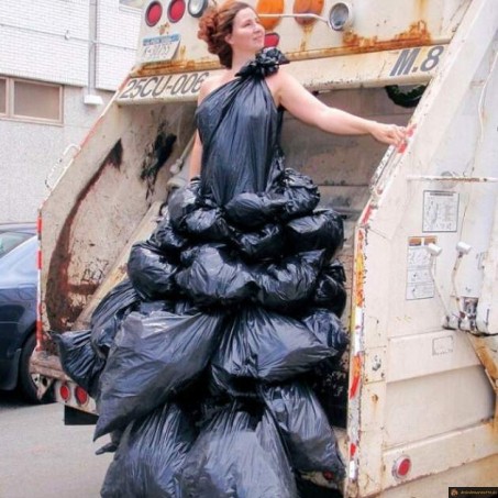Miss poubelle ou calendrier des eboueurs?