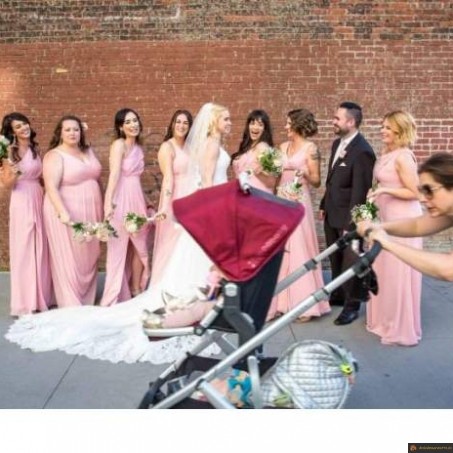 Photobomb mariage poussette