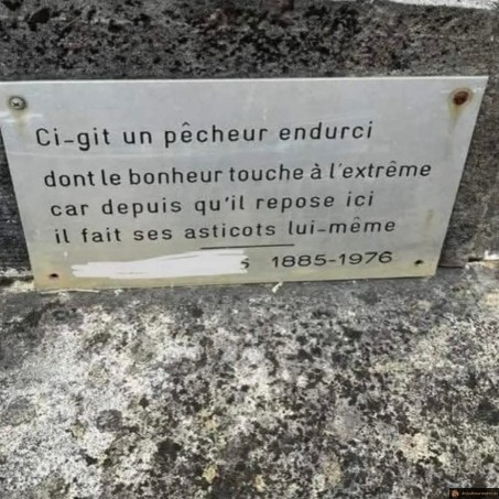 Pierre tombale d'un pêcheur