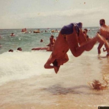 Plongeon dans le sable