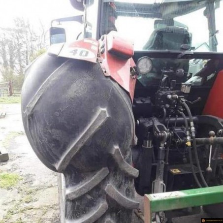 Pneu de tracteur