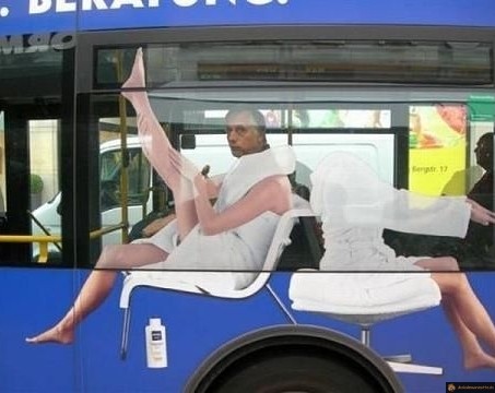Pub bus femme
