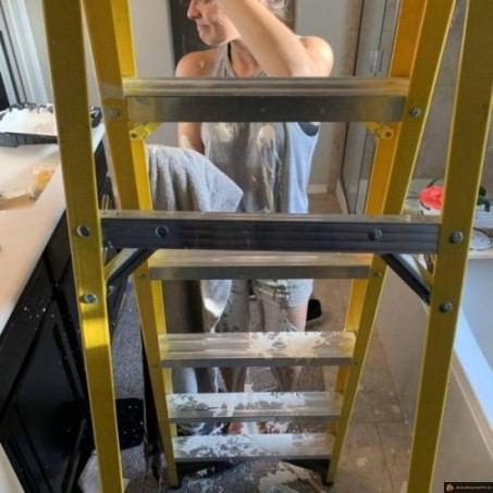 Quand tu peins le plafond