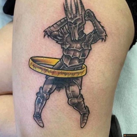Tatoo Sauron hula hoop