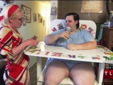 Un grand bébé celui là