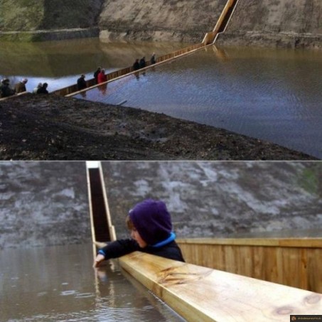 Un pont à ras de l'eau