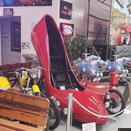 Voiture talon à aiguillle