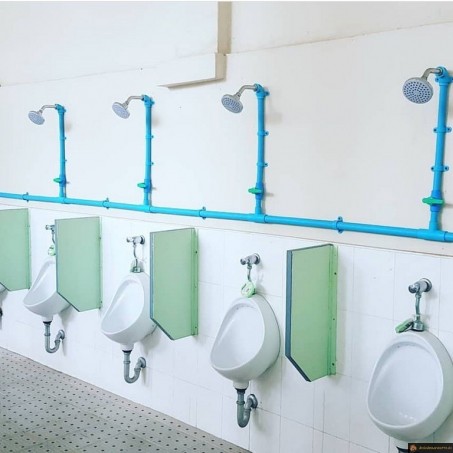 Wc et toilette en meme temps
