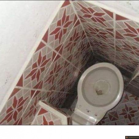Wc étroit