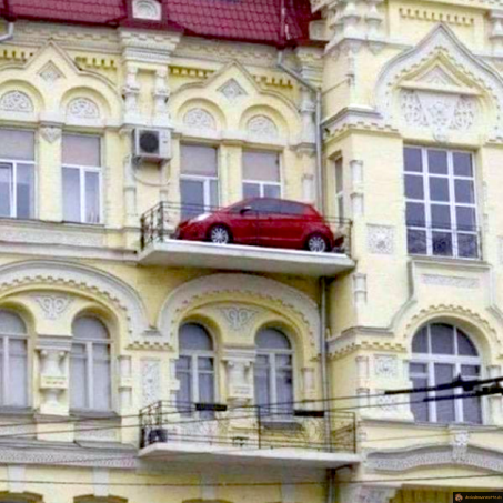 Y a plus de place dans la rue