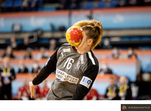 Ballon en plein tête