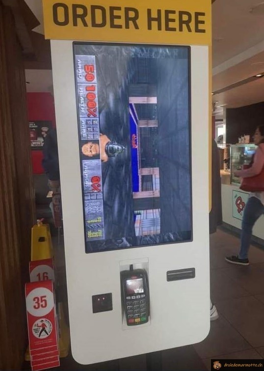 Borne mcdo doom