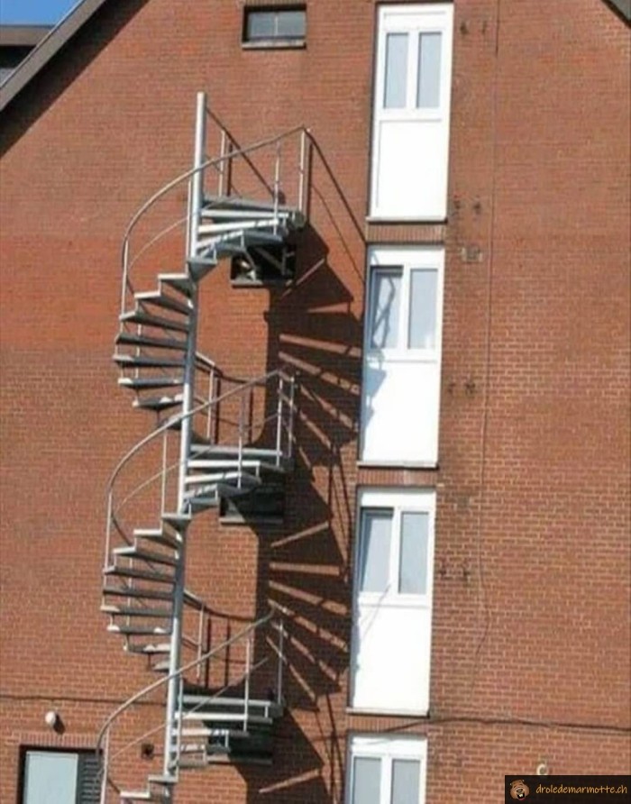 Escalier au mauvais endroit