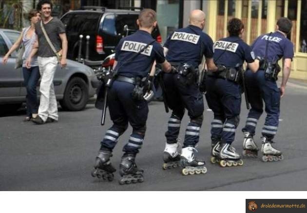 La brigade arrive... à roller