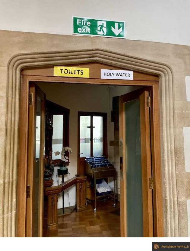 Ne pas se tromper de porte à l'eglise