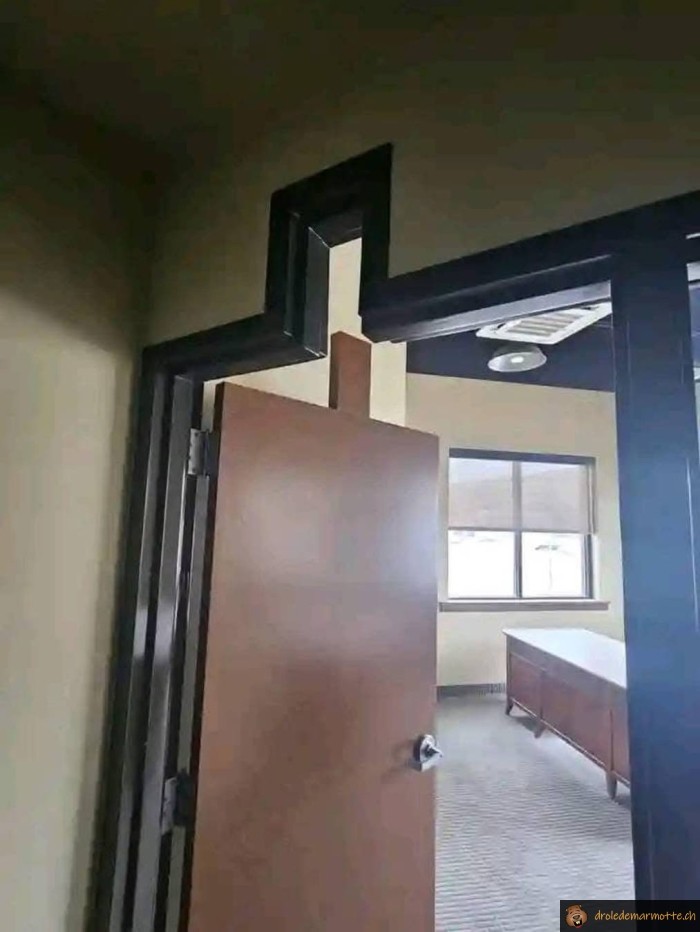 Porte forme bizarre