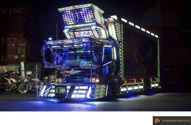 Tuning camion, pour la techno parade?