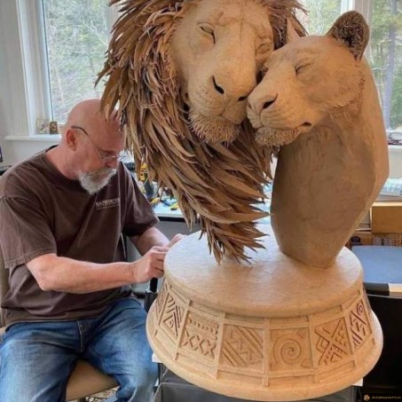 Sculpture bois lion
