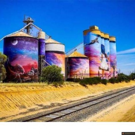 Street art silo