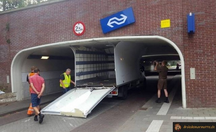 Accident tunnel